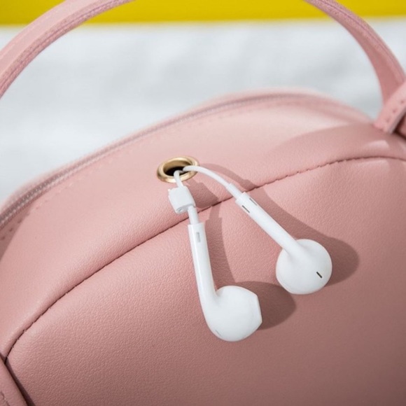 **FINAL PRICE** Honey bee charm small crossbody - Picture 6 of 8